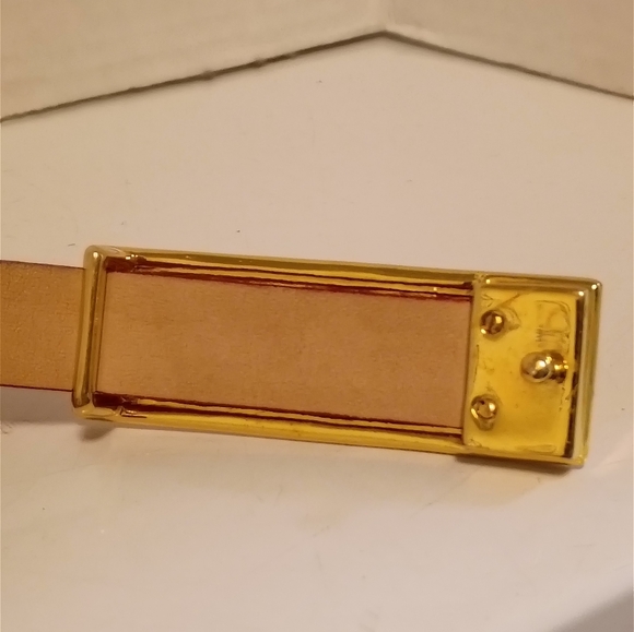 St John Women's Slim Red Genuine Italian Leather Gold Crocodile Embossed Luxury - Picture 5 of 8